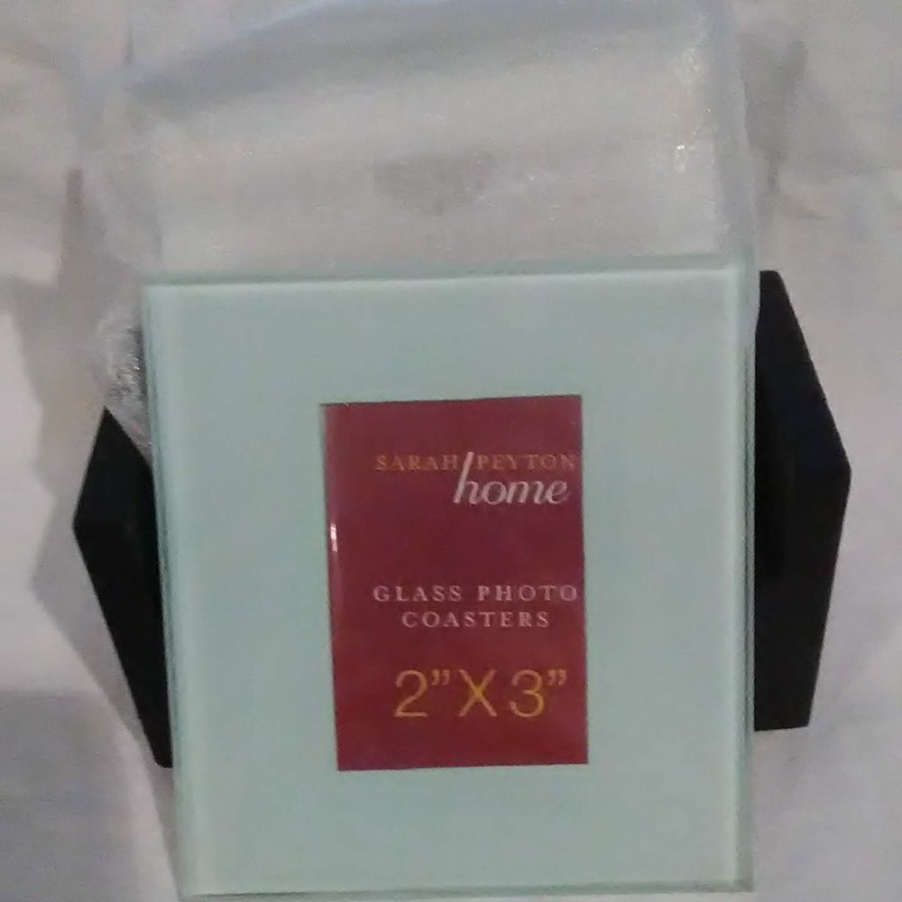 4 Sarah Peyton Home Glass Photo Coasters & Holder